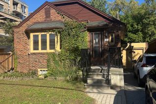 Bungalow for Rent, 931 Royal York Rd, Toronto, ON