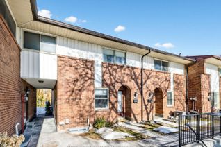 Townhouse for Sale, 3665 Flamewood Dr #30, Mississauga, ON