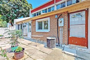 Condo Townhouse for Sale, 2901 Jane St #113, Toronto, ON