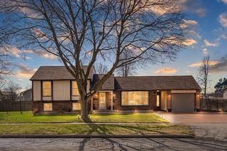 Sidesplit for Sale, 153 The Greenway N/A, Cambridge, ON
