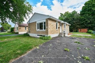 Bungalow for Rent, 11 Oak St, Barrie, ON