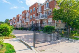Condo Townhouse for Sale, 37 Four Winds Dr #24, Toronto, ON