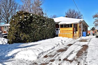 Bungalow for Rent, 701 Sunnypoint Dr, Newmarket, ON
