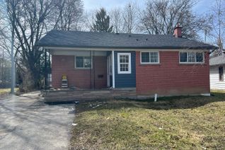 Bungalow for Rent, 73 Murray Dr, Aurora, ON