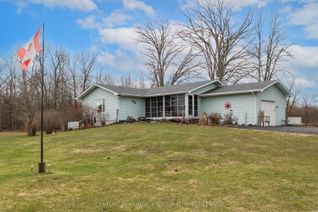 Detached House for Sale, 5453 Petworth Rd, Frontenac, ON