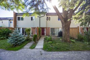 Condo Townhouse for Sale, 242 Milestone Cres, Aurora, ON