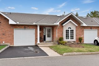 Apartment for Sale, 20 Meadowlands Blvd #8, Hamilton, ON