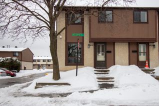 Condo Townhouse for Sale, 1339 Belgate Way #48, Cyrville - Carson Grove - Pineview, ON