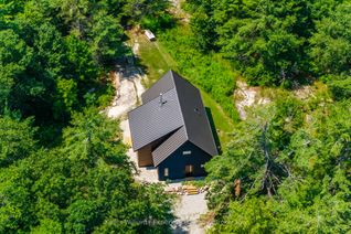 Detached House for Sale, 753 Honey Harbour Rd, Georgian Bay, ON