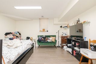 House for Rent, 362 Kingsbridge Gdn #Bsmt, Mississauga, ON
