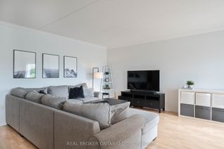Apartment for Sale, 4450 Fairview St #304, Burlington, ON