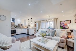 Townhouse for Sale, 3025 The Credit Woodlands Dr #320, Mississauga, ON