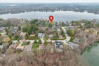 Detached House for Sale, 97 Park Cres, Richmond Hill, ON