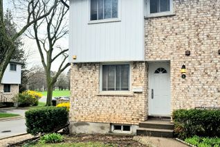 Condo Townhouse for Sale, 5815 SWAYZE Dr #1, Niagara Falls, ON
