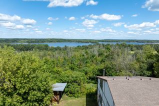 Bungaloft for Sale, 4053 Watson Rd S, Puslinch, ON