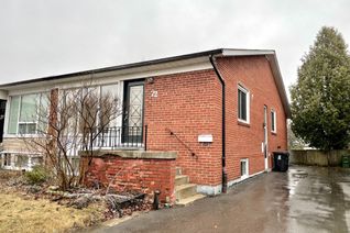 Bungalow for Rent, 72 Pynford Cres #Main floor, Toronto, ON