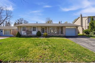 Detached House for Sale, 5 Chaucer Rd, London South, ON
