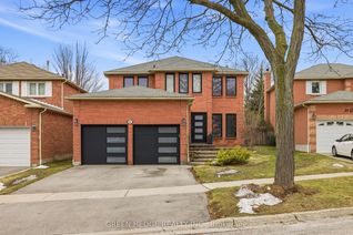 House for Sale, 33 Dagwell Cres, Ajax, ON