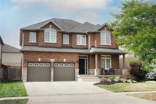 Detached House for Sale, 108 Hunsberger Dr, Wilmot, ON
