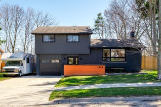 Sidesplit for Sale, 1593 Westbrook Dr, Peterborough, ON
