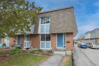 Condo Townhouse for Sale, 2942 Fairlea Cres, Hunt Club - South Keys and Area, ON