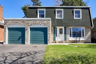 Detached House for Sale, 11 Castle Hill Dr, Toronto, ON