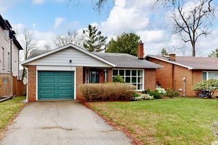 Backsplit for Sale, 5 Wedgeport Pl, Toronto, ON