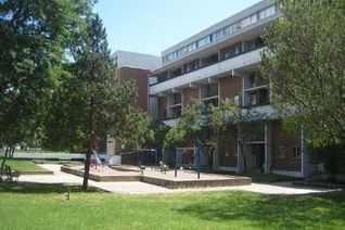 Townhouse for Rent, 125 Leeward Glenway #211, Toronto, ON