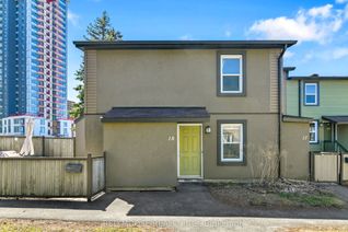 Condo for Sale, 1250 Mcwatters Rd #18, Parkway Park - Queensway Terrace S and Area, ON
