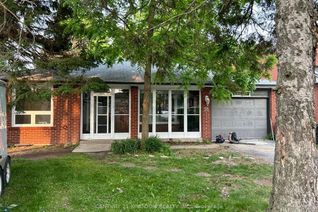 Bungalow for Rent, 35 Homestead Rd #Main, Toronto, ON