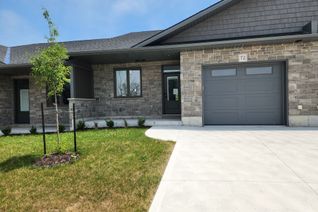 Townhouse for Sale, 8 N Mercedes Cres N, Kincardine, ON