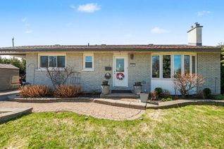 Detached House for Sale, 1402 Jamison Ave, Orleans - Cumberland and Area, ON