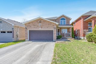 Detached House for Sale, 18 Balmoral Pl, Barrie, ON