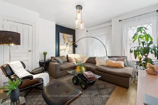 Townhouse for Sale, 40 Claremont St, Toronto, ON