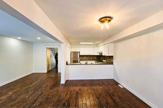 Townhouse for Sale, 206 Fairwood Dr, Georgina, ON