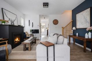 Freehold Townhouse for Sale, 24 GEORGE ZUBEK Dr, Collingwood, ON