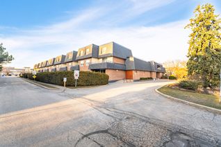 Bungalow for Sale, 580 Mary St E #105, Whitby, ON