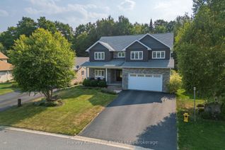 Detached House for Sale, 36 Homestead Ln, Huntsville, ON Detached House for Sale, 36 Homestead Ln, Huntsville, ON
