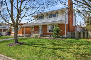 Detached House for Sale, 49 Plaza Sq, Belleville, ON