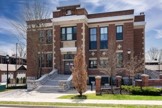 Condo for Sale, 400 Park Ave #304, Newmarket, ON