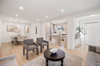 Semi-Detached House for Sale, 107 Bayview Pkwy, Newmarket, ON