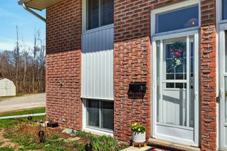 Property for Sale, 107 Rita Cres #A, Kawartha Lakes, ON