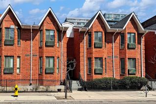Condo Townhouse for Sale, 660B Wellington St W #14, Toronto, ON