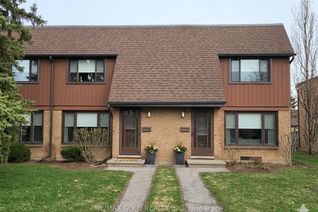 Condo Townhouse for Sale, 23 FLINT Dr, Kitchener, ON