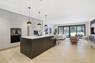 Semi-Detached House for Sale, 20B Broadview Ave, Mississauga, ON