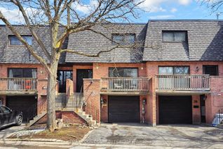 Condo Townhouse for Sale, 72 Ashglen Way #16, Markham, ON