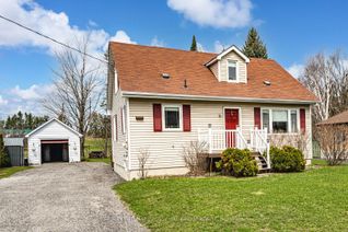Detached House for Sale, 2290 11 Hwy S, Oro-Medonte, ON