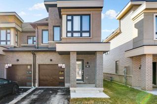 Condo Townhouse for Sale, 30 Caspian Sq, Clarington, ON