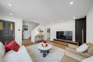 Freehold Townhouse for Sale, 8312 Kipling Ave, Vaughan, ON