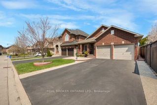 Backsplit for Sale, 51 Sundance Cres, Hamilton, ON